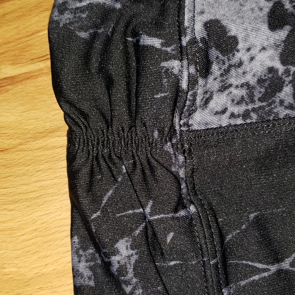 Calvin Klein Performance yoga pants - Picture 5 of 7